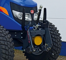 Robusztus frontemelő